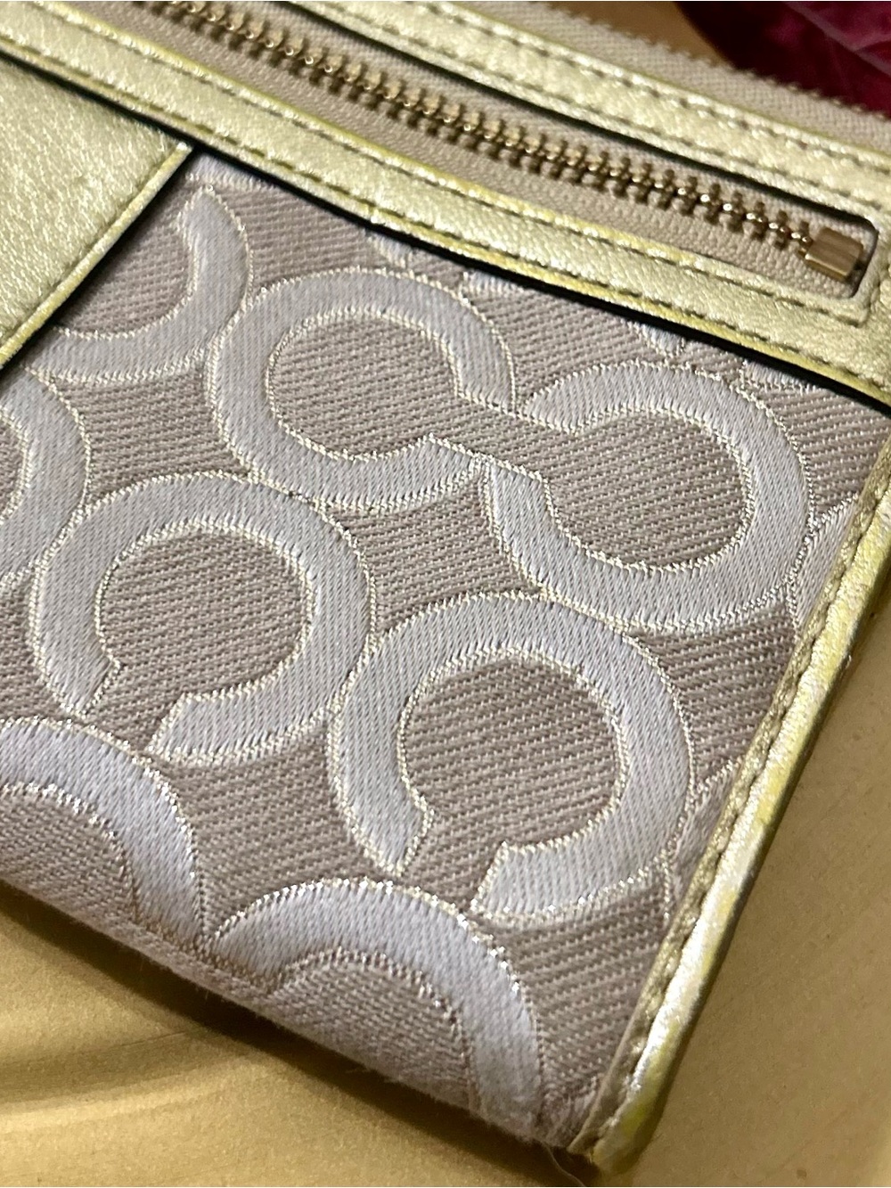 COACH Julia Op Art Signature Zippy Wallet Wristlet.- - Picture 7 of 13